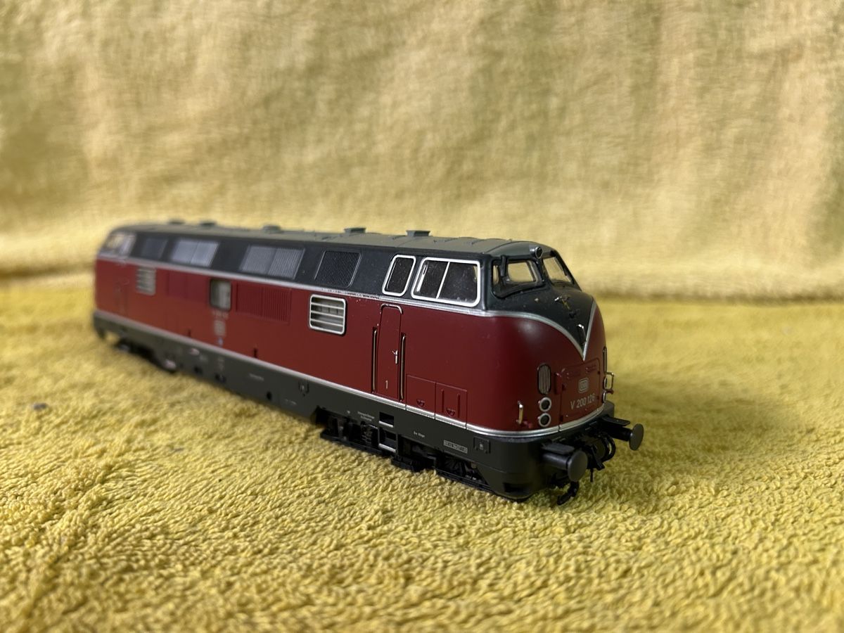 Roco Modelleisenbahnen: Roco H0 V200 DC – Gebraucht aus Schönenberg TG von Vini003