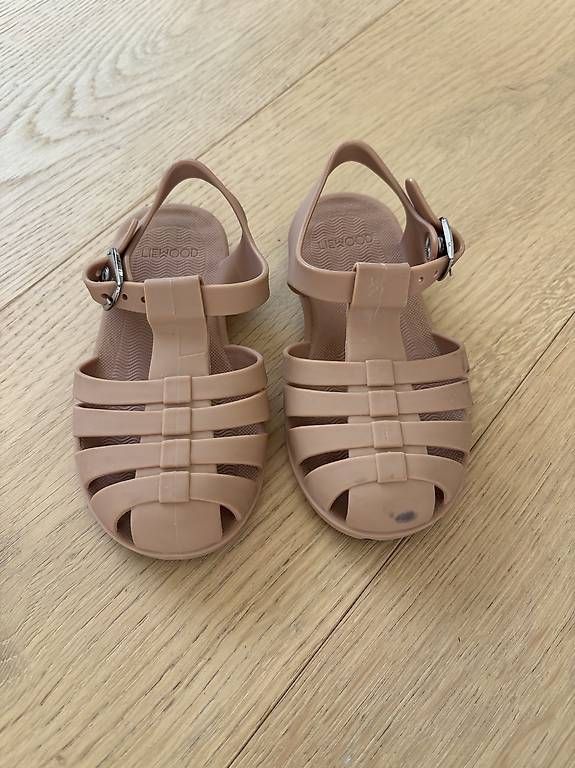 Chaussures garçon: Wasserschuhe Liewood  – D'occasion à Benken ZH par kbu_n2fl