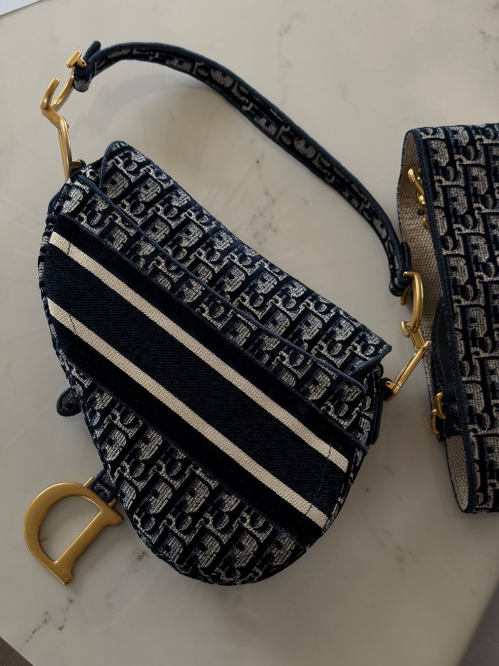 Dior Sacs femmes: Christian Dior Saddle bag with a strap – Neuf (Voir description) à Meilen par myc_h9kw 3