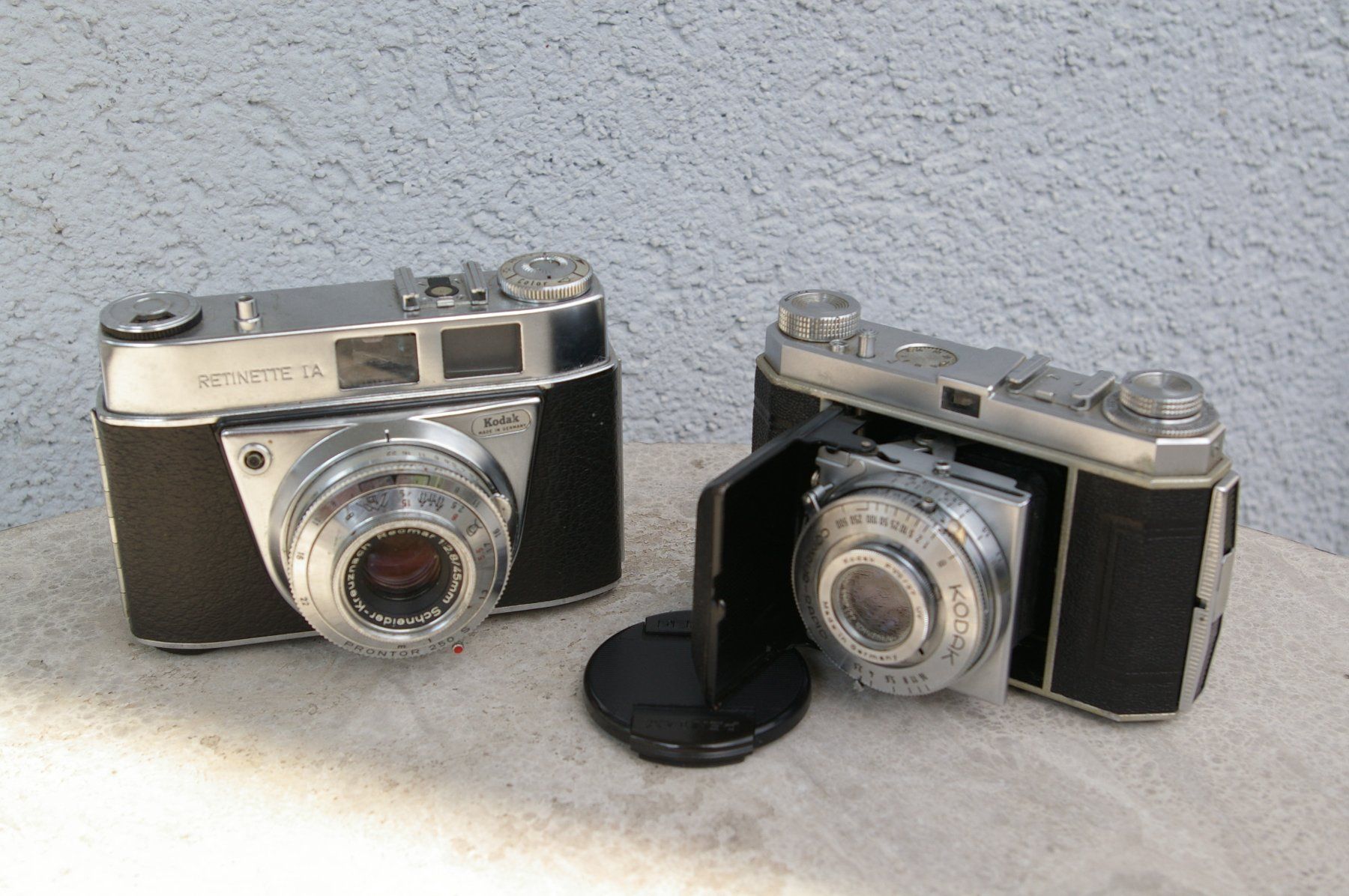 Kodak Fotocamera: 2 antike Kodak Kleinbild Cameras – Difettoso da Niederurnen venduto da mowgli_1963
