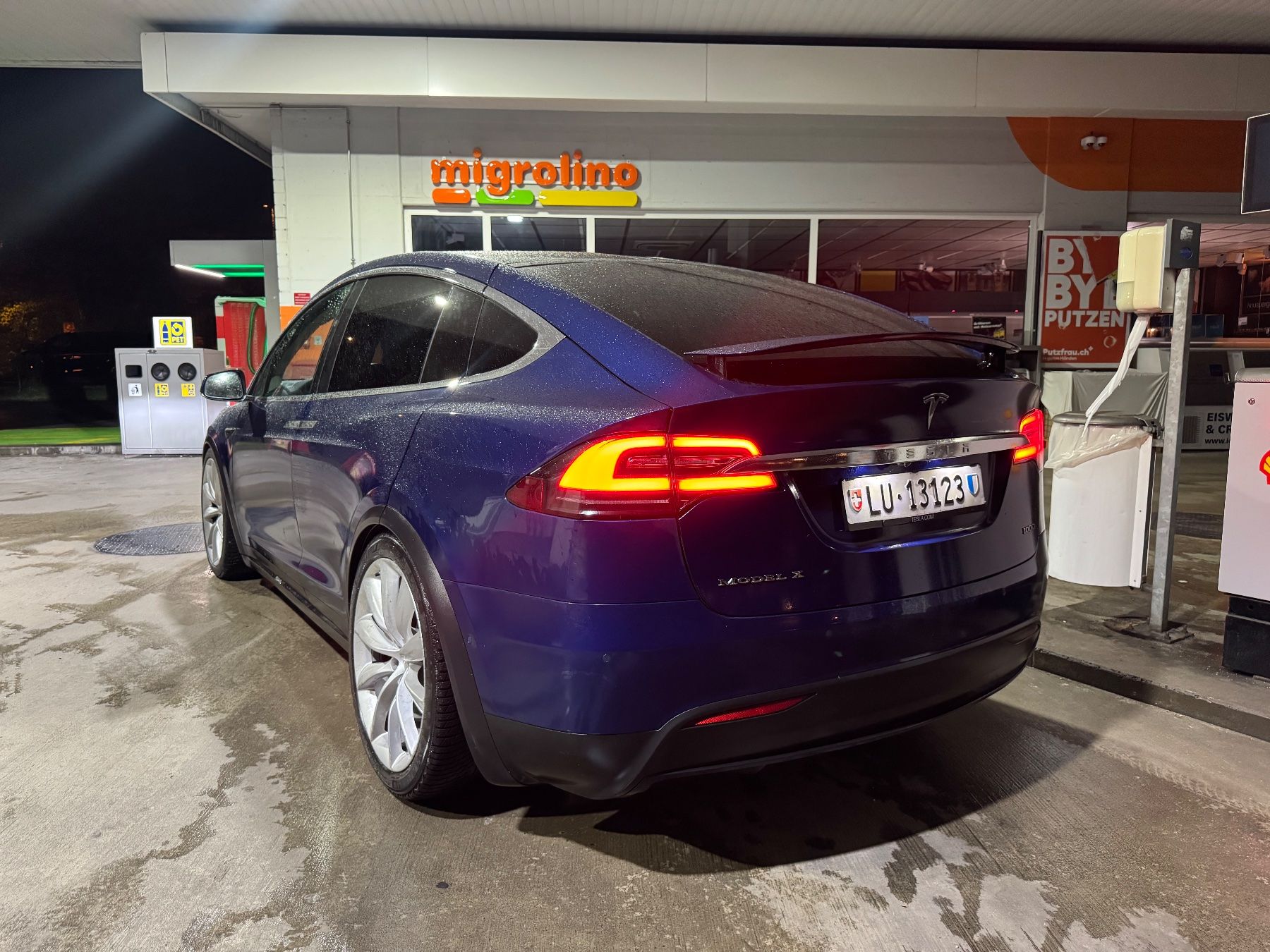 Tesla Automobili: Tesla Model X 100 D 7 Plätzer sehr selten – Usato da Nebikon venduto da kau_2bfl 7