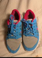 Nikeschuhe Grösse 38.5
