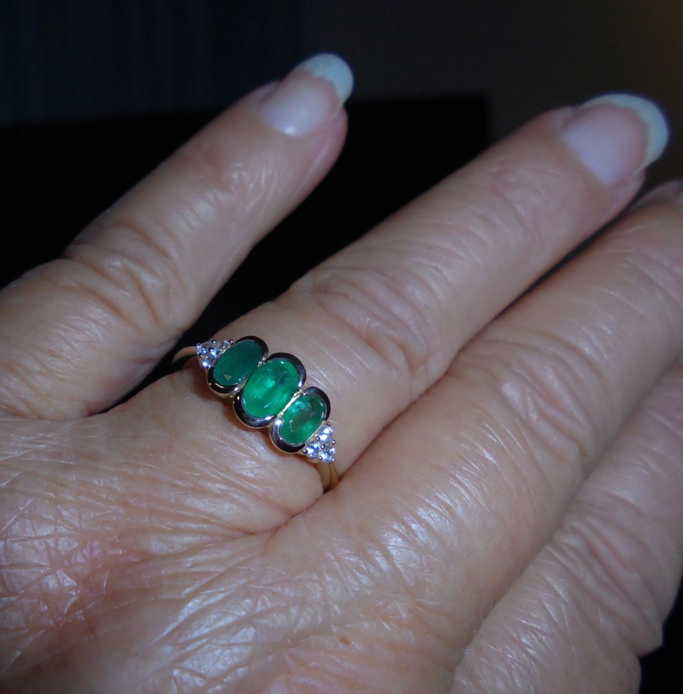 Anelli: Echtschmuck: Smaragd-Goldring. Grösse 53/17 – Nuovo (secondo la descrizione) da Zuchwil venduto da maumauchi 5