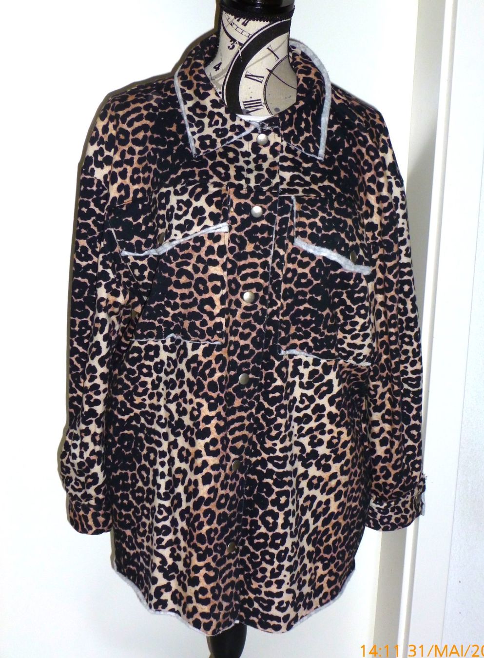 Vestes: JACKE COTTON CANDY GR.L – Neuf (Voir description) à Läufelfingen par Kamari