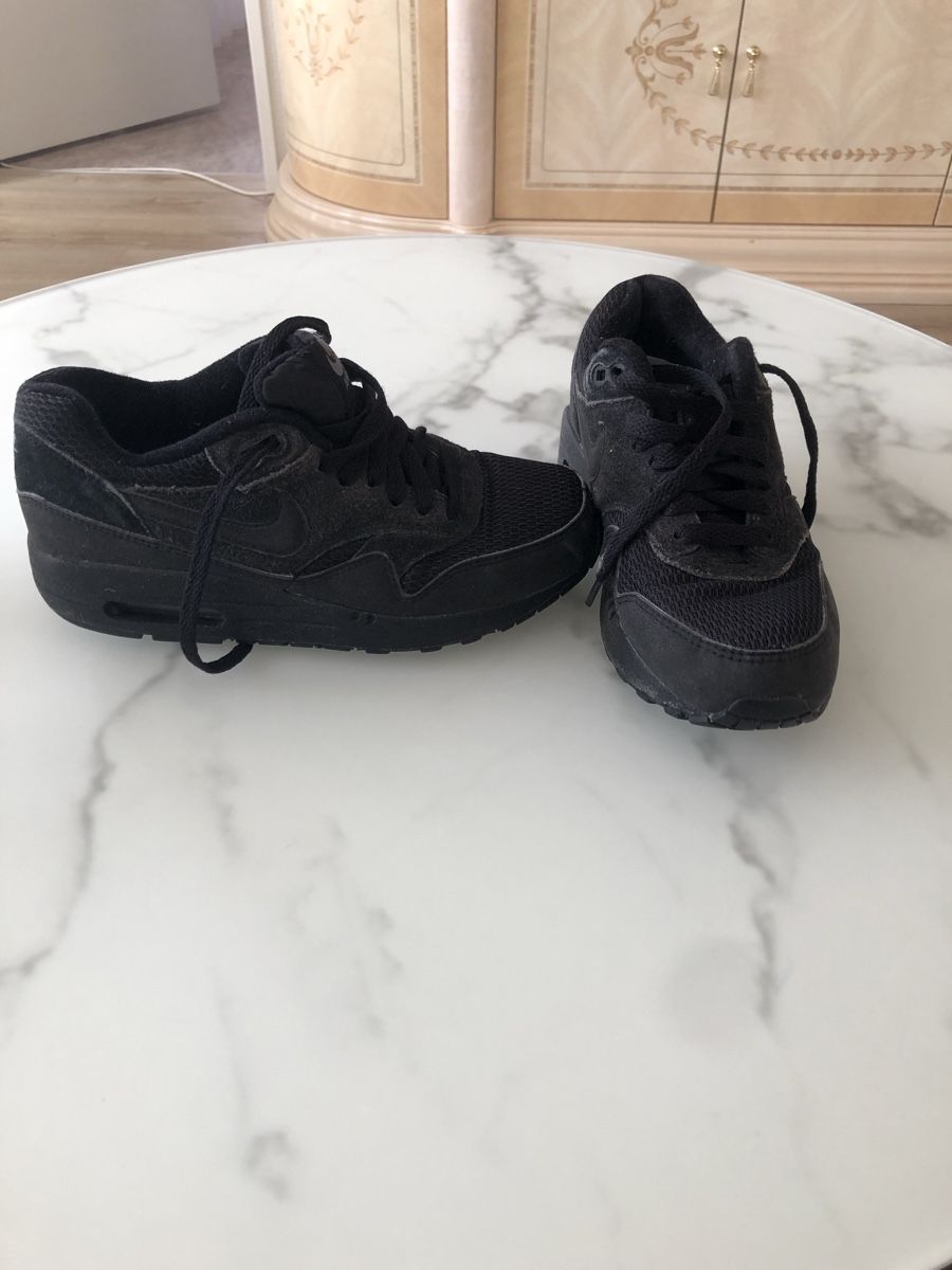 Damenschuhe: Nike Turnschuhe Gr.37,5 – Gebraucht aus Rüfenacht von lilly_67