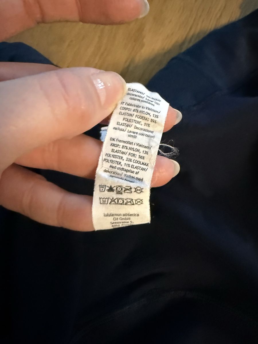 Lululemon Jacken: Lululemon Define Navy Jacket – Gebraucht aus Bottmingen von Itsclaire 5