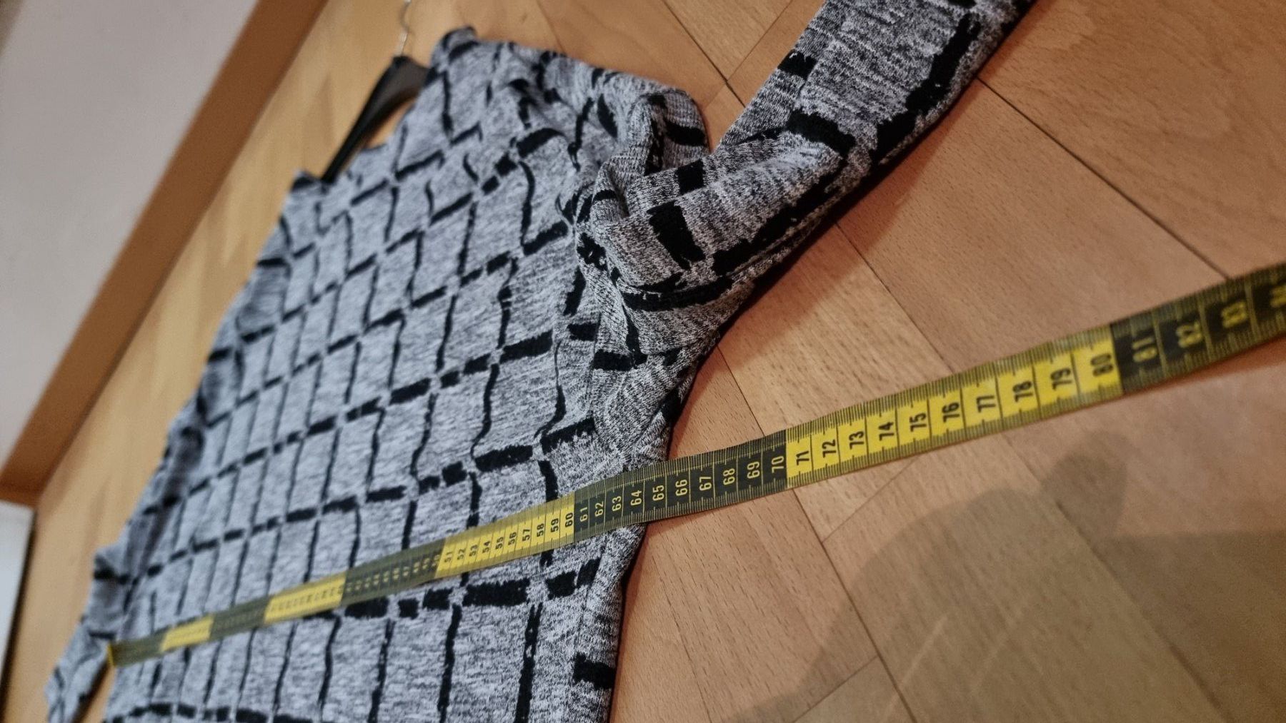 T-Shirts: Stylisches Karo-Shirt Gr. XL – Gebraucht aus Wald ZH von CapLux 6