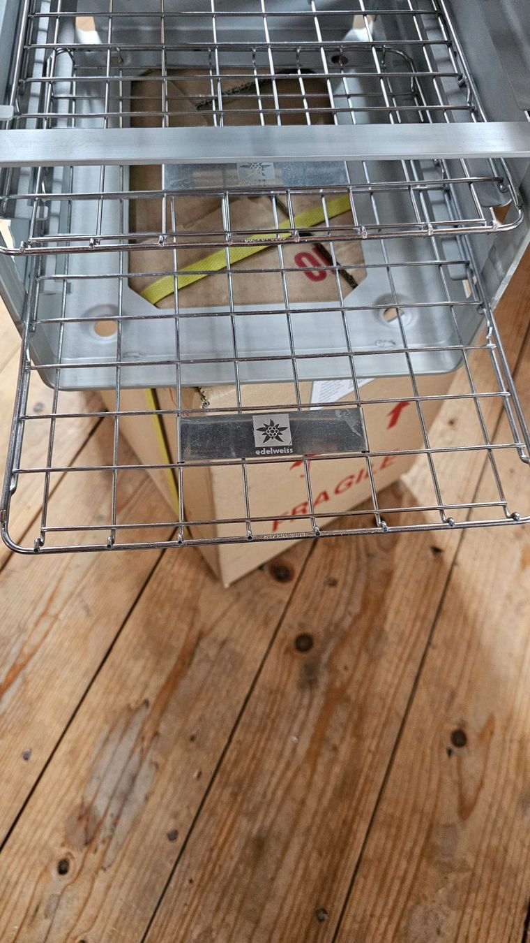Elettrodomestici da cucina: Edelweiss Air OVEN RACK – Nuovo e nell'imballaggio originale da Glattfelden venduto da hbct 2