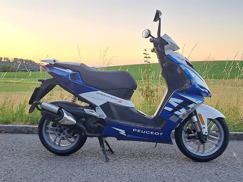 Strada: Speedfight 3 LC 50cc – Usato da Schliern b. Köniz venduto da joekulsarlon