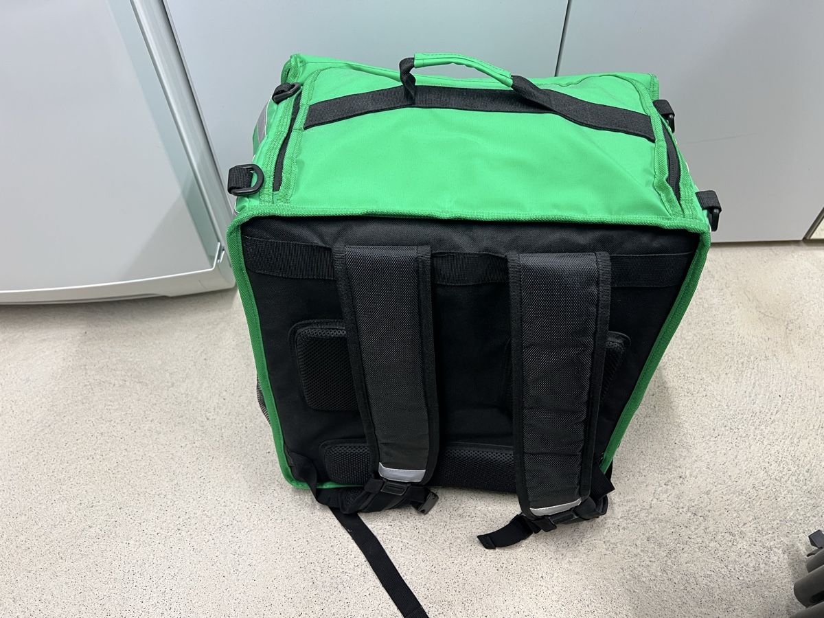 Rucksäcke: Uber Eats Rucksack – Gebraucht aus Rickenbach ZH von flavio.carnuccio 1