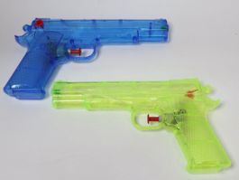 2 Grosse Wasserpistolen Pistole Wasserpistole neu
