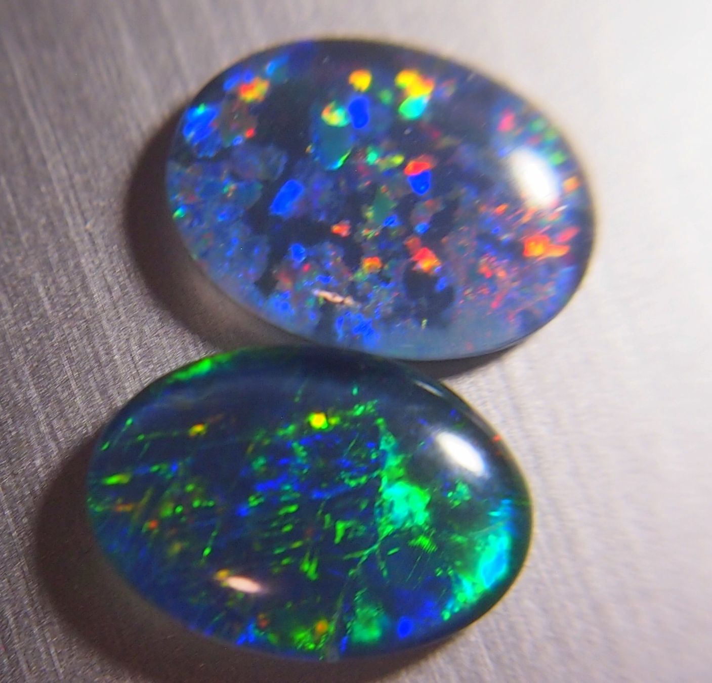 Pierres précieuses: 2 x 3,5 ct. Blackopal Triplette AAA – Neuf (Voir description) à Reinach BL par Hesekiel39 2