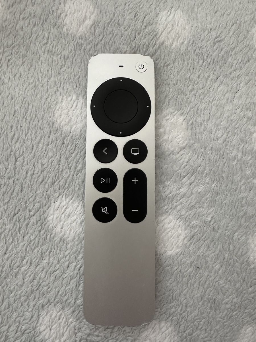 Apple Telecomandi: Apple TV Remote Siri Remote 2. Generation gebraucht – Usato da Zürich venduto da ferreira.ana