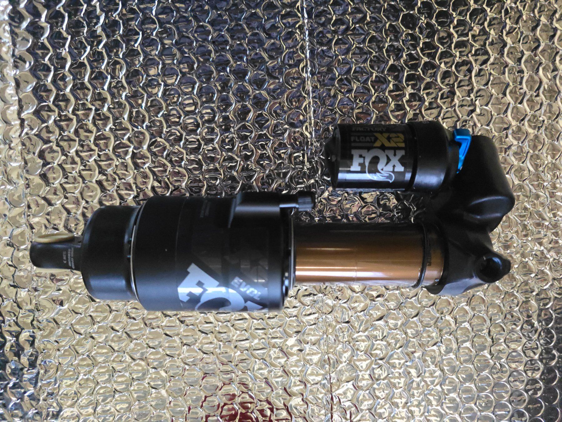 Fox Pezzi di ricambio: Fox Float X2 Factory 205 x 65mm Kashima – Nuovo (secondo la descrizione) da Tenero venduto da Zinna 2