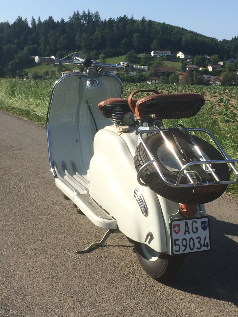 Lambretta Scooter: Veteran Lambretta LD125 – Usato da Seewen SO venduto da Eliane-Nora 9