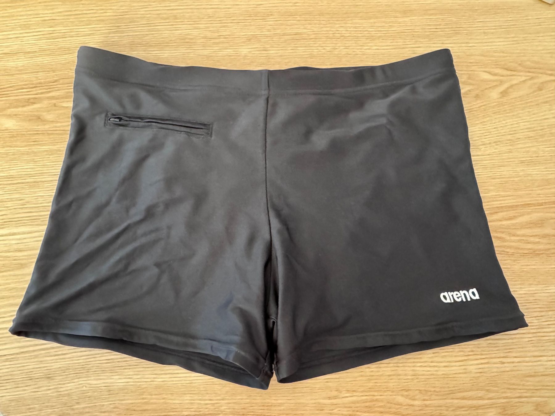 Arena Costumi da bagno: Arena Badehose, schwarz, Grösse L – Usato da Thun venduto da Dvddealer