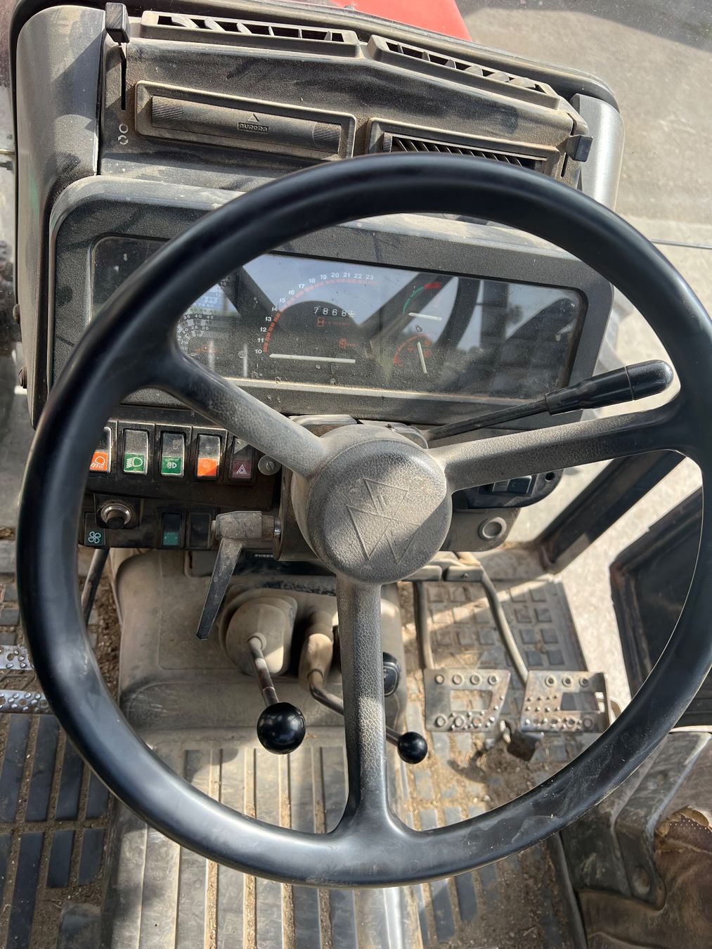 Massey Ferguson Trattori: Masse Fergusson 350 – Usato da Oberbütschel venduto da joe_v6lq 3