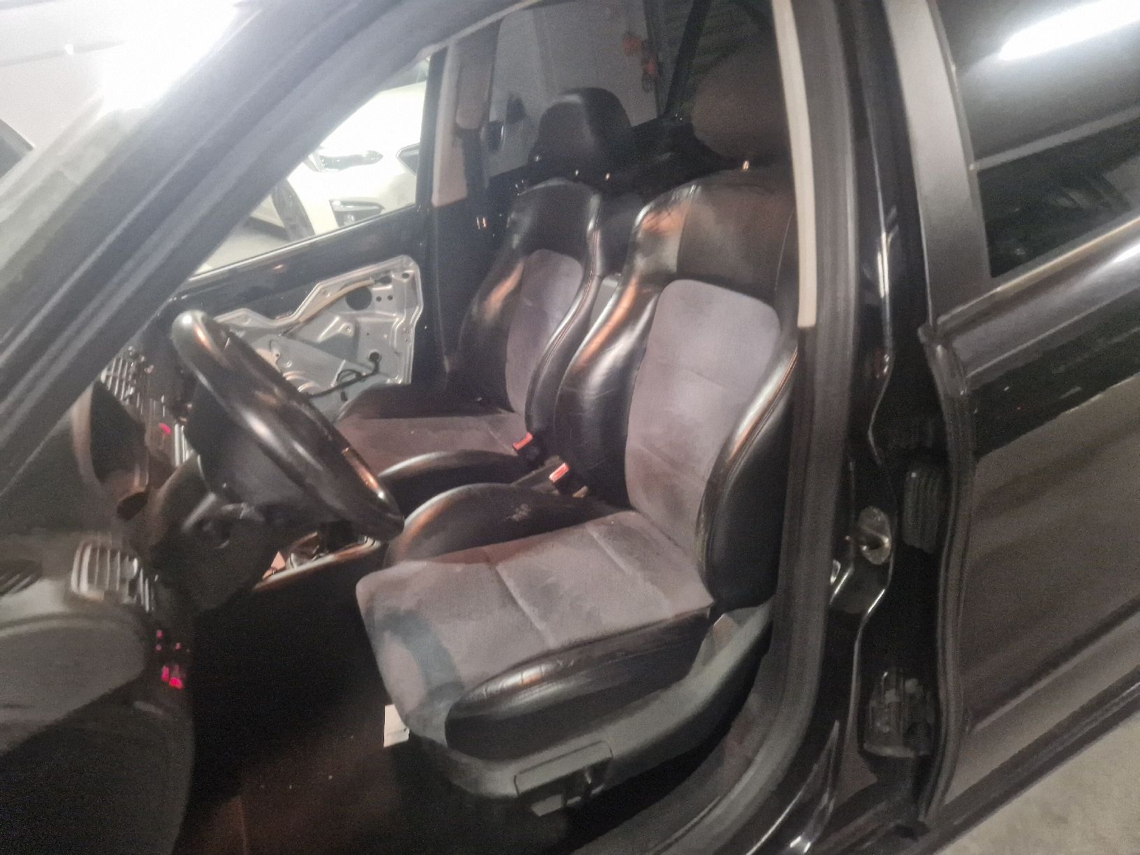 Seat Autos: Seat Leon – Gebraucht aus Bad Ragaz von H.R.Performance 5