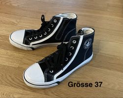 Sneaker Rockerbilly Style