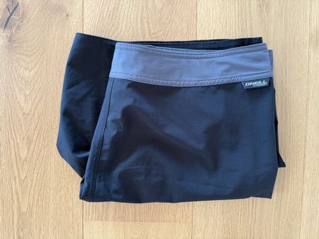 O. Neill Bade und  Boardshorts, Gr. 36, Neu, Sommer