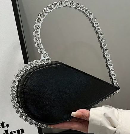 Handtasche mit Strass-Herz - Ein echter Hingucker!