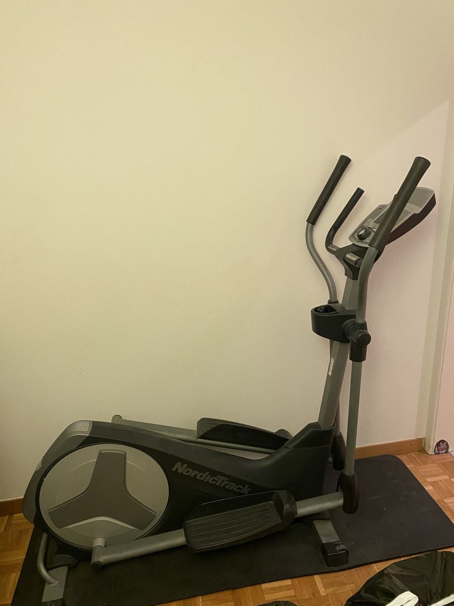 NordicTrack Hometrainer: Vélo elliptique à donner – Nuovo (secondo la descrizione) da Chavannes-Renens venduto da luc_2zlp