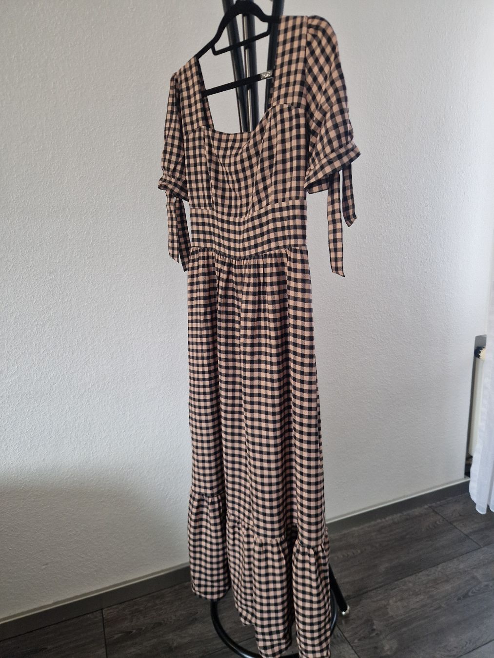 Vestiti: Elegantes Kleid, Gr. 38, kariert – Nuovo e nell'imballaggio originale da Gwatt (Thun) venduto da Letzte-Chance-III 3