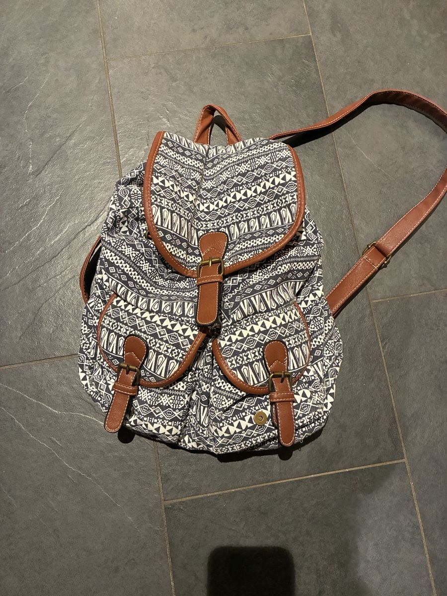 Rucksäcke: Rucksack Stoff braun/weiss gemustert – Gebraucht aus Paspels von giu_vt7p