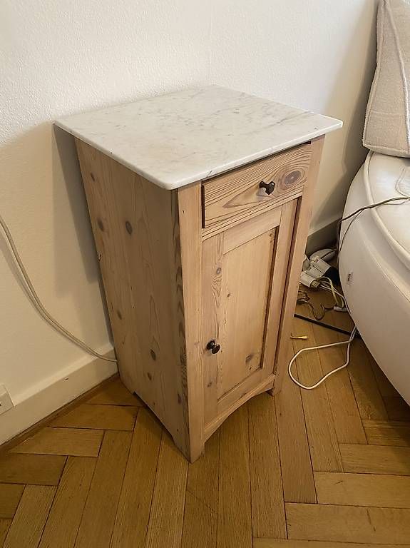 Comodini: Nachttischmöbel zu verkaufen – Usato da Basel venduto da lua_6lmh 2