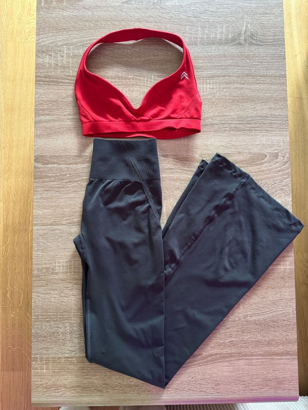 Leggings: Oner Active EFFORTLESSLIFT Set – Neu (gemäss Beschreibung) aus Zürich von SNovo