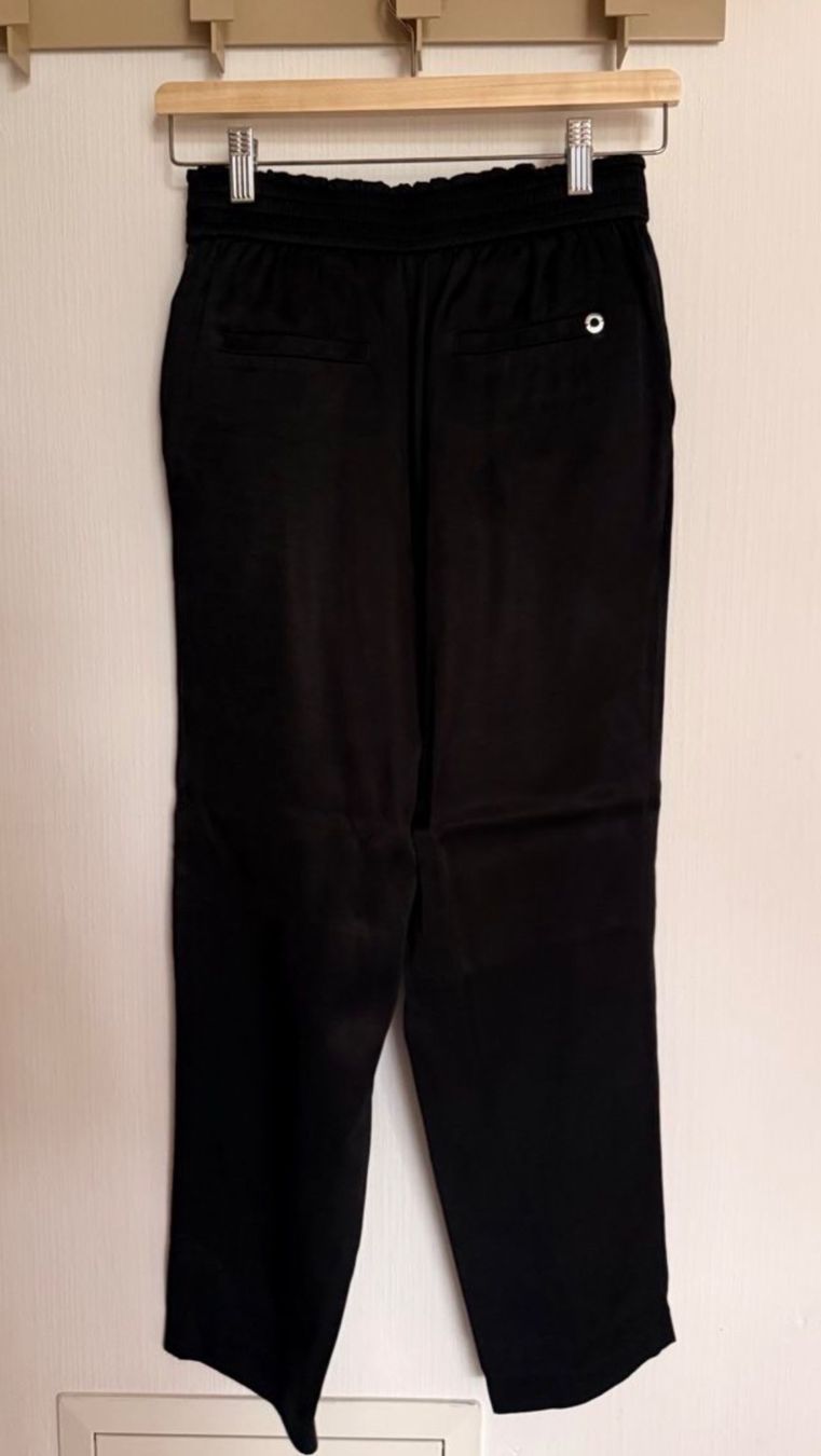 Massimo Dutti Hosen: Pantalon noir Massimo Dutti – Gebraucht aus Zürich von lydia_l 2