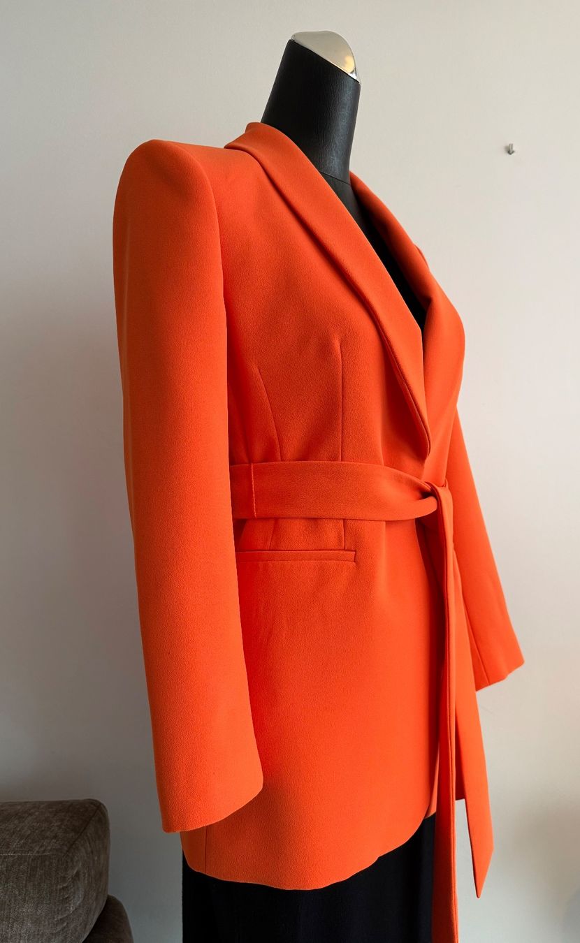 Zara Giacche: Neu! Zara Blazer Jacke Gr.34 – Nuovo (secondo la descrizione) da Altendorf venduto da RedHairBeast 2