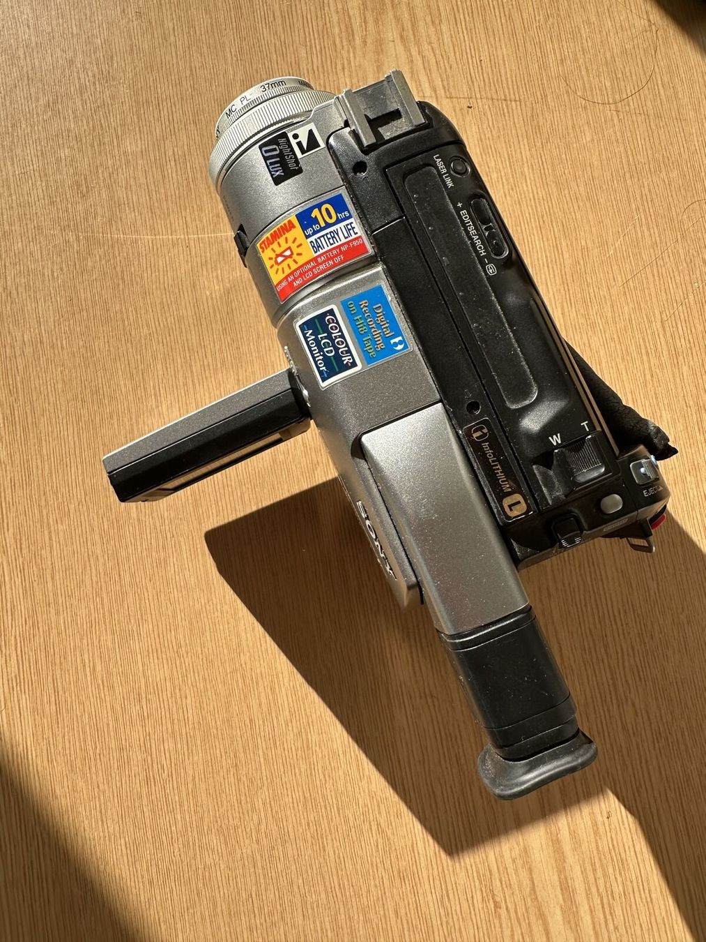 Sony Camcorder: Sony DCR-TRV110E Digital8 Camcorder – Gebraucht aus Zürich von akb_6c5b 7