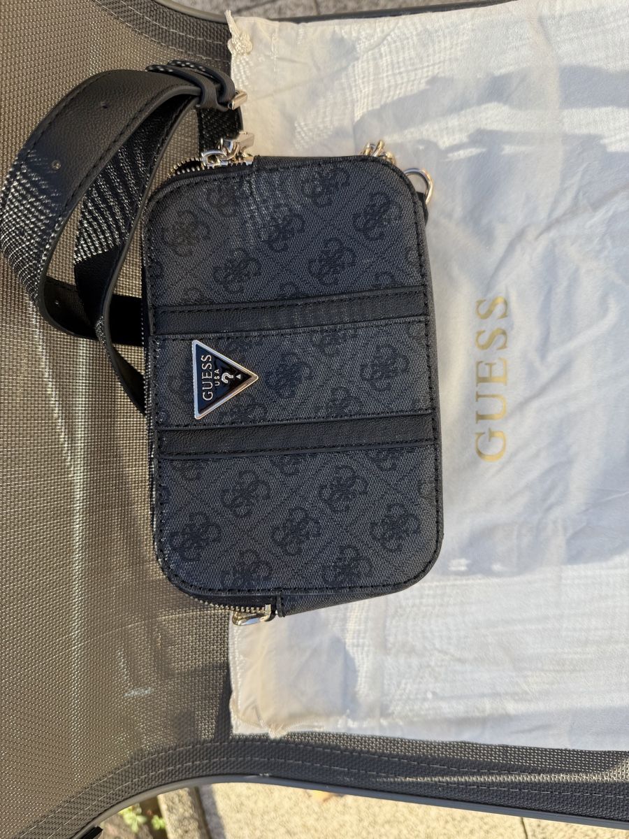 Guess Borse da donna: Guess Noreen Camera Crossbody – Nuovo (secondo la descrizione) da Triesenberg venduto da dom_hd56 6
