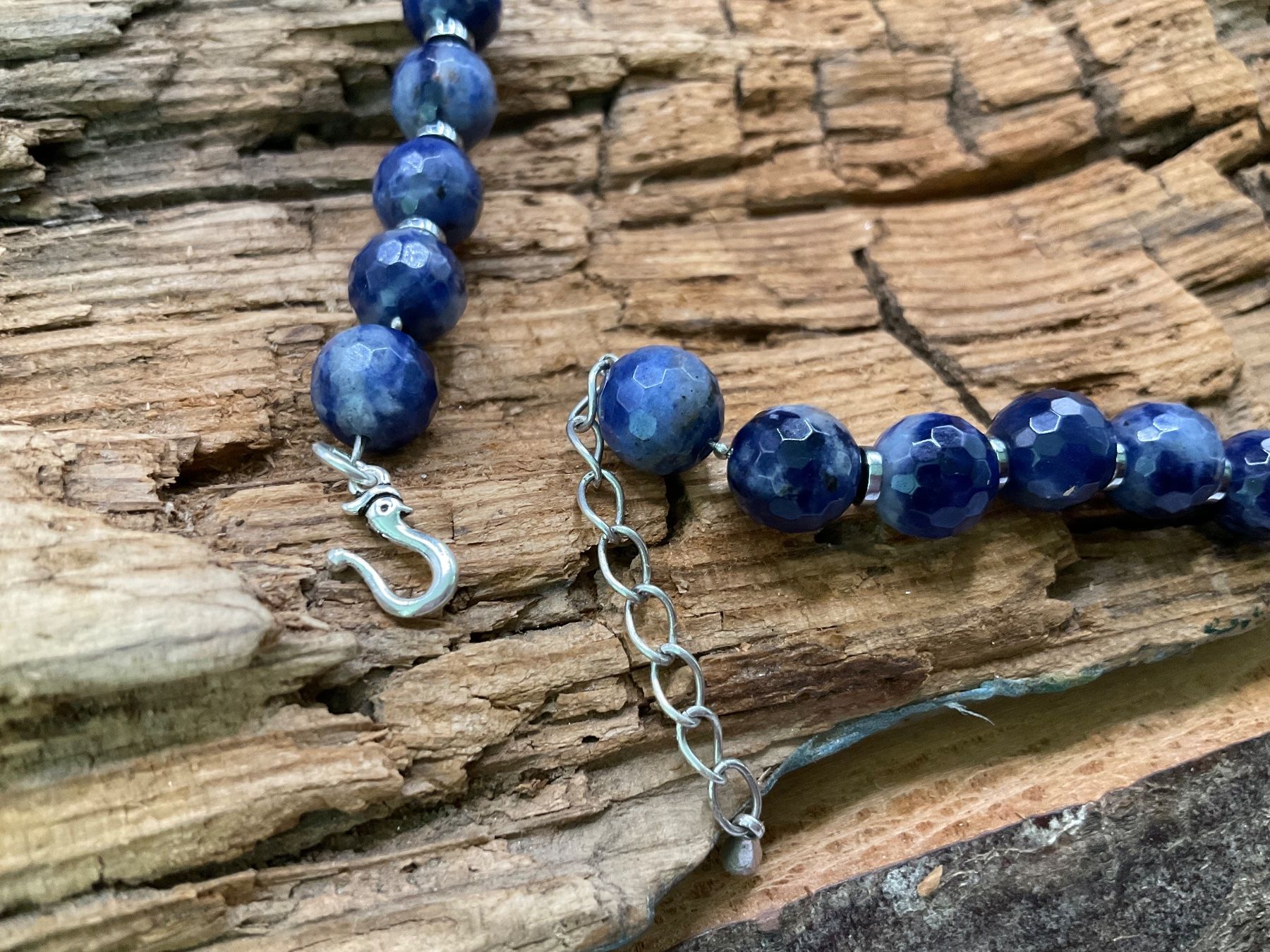 Catenine: Collier Sodalith facettiert, 8mm Kugeln – Nuovo (secondo la descrizione) da luzern venduto da Alpendorf1 3