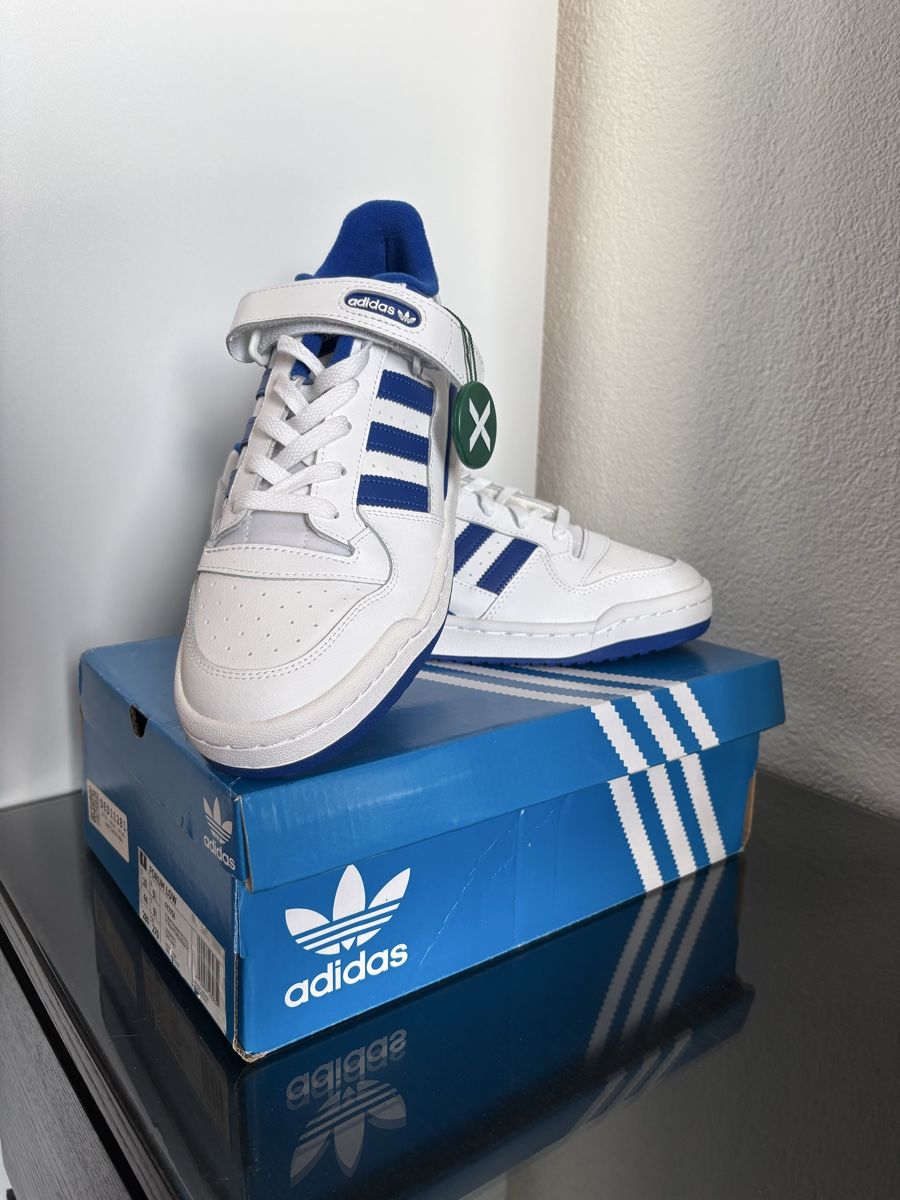 Adidas Scarpe da uomo: Adidas Forum Low, Grösse 44, Neu – Nuovo e nell'imballaggio originale da Zürich venduto da Miljam