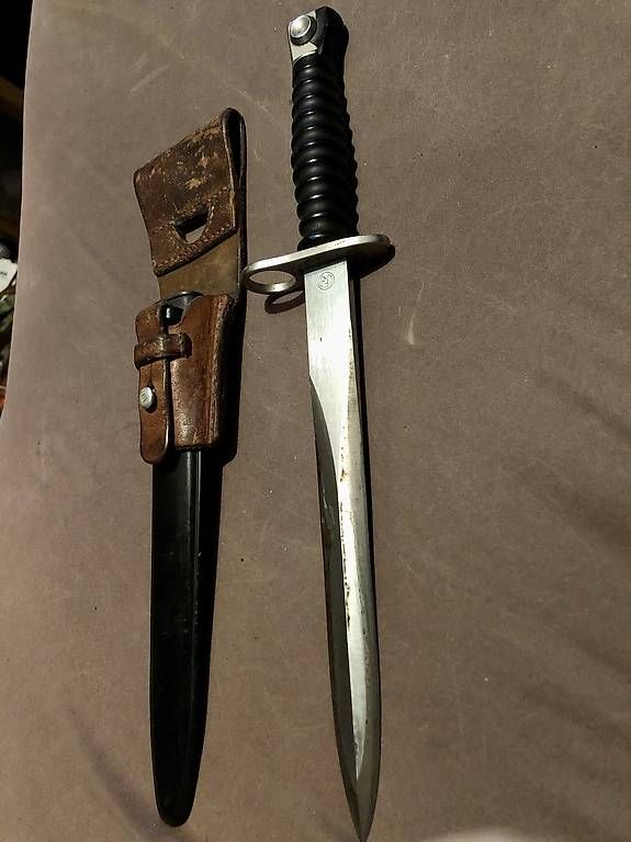 Armée suisse Armes blanches: Schweizer Bayonet – D'occasion à Balsthal par hammer008 1