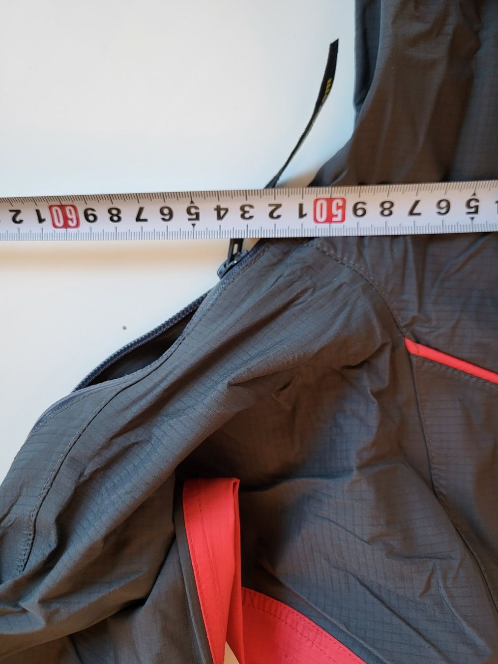 Salewa Giacche: SALEWA ALPINEXTREME- Hardshell Imperméable, M – Usato da Haute-Nendaz venduto da DetoutDerien 8