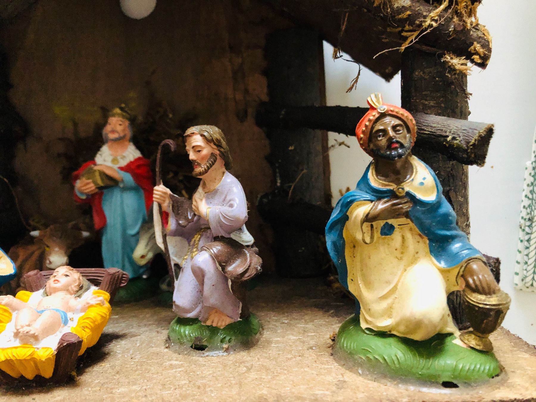 Alle Dekorationen: Weihnachtskrippe, Holz, Handarbeit, sehr schön! – Gebraucht aus Arlesheim von leyRum4.5 2