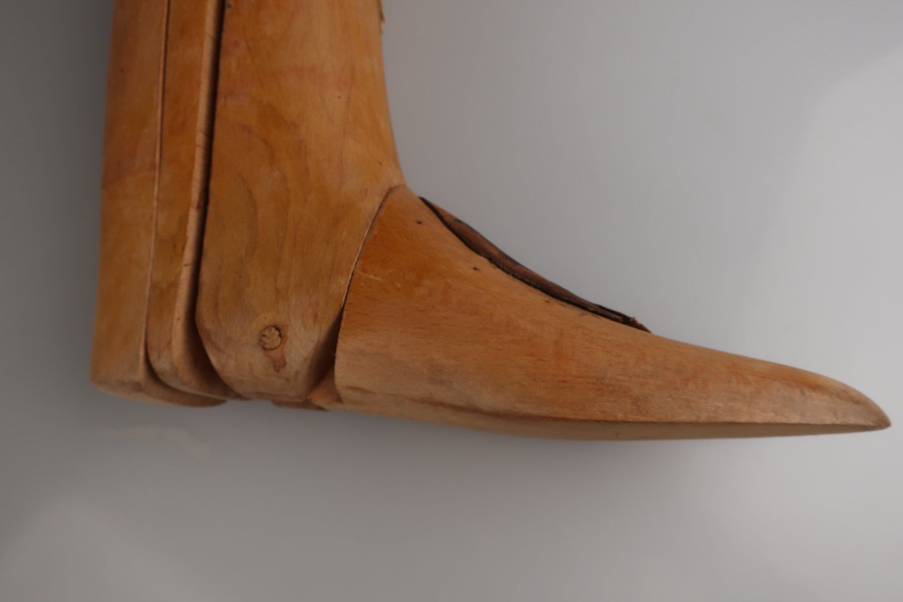Tutti gli attrezzi: Antike Holz-Stiefelspanner – Usato da Volketswil venduto da brockipfannenstil 7