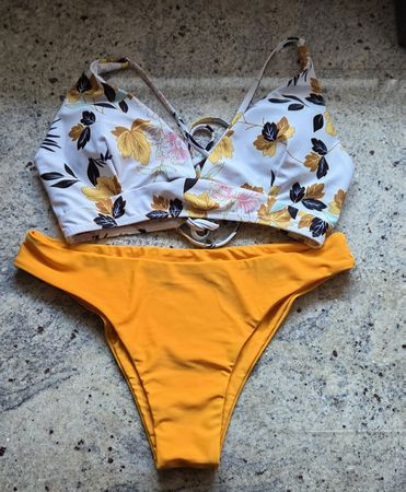 Bikini Zaful Blumenmuster Orange Grösse M Neu