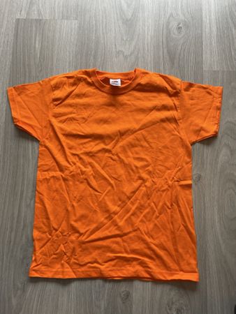 Orange T-Shirt, Gr. 140, neu für den Sommer