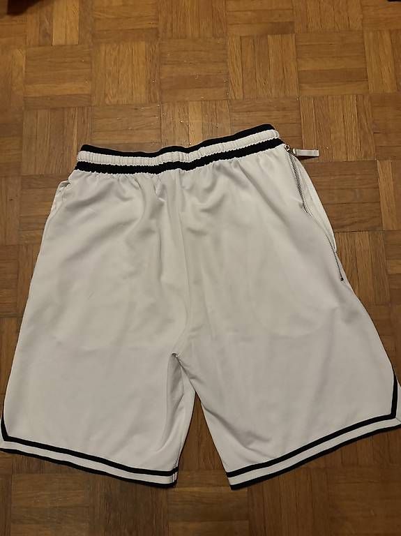 Hosen: Short Nike blanc  – Gebraucht aus Morges von bir_9rsr 2