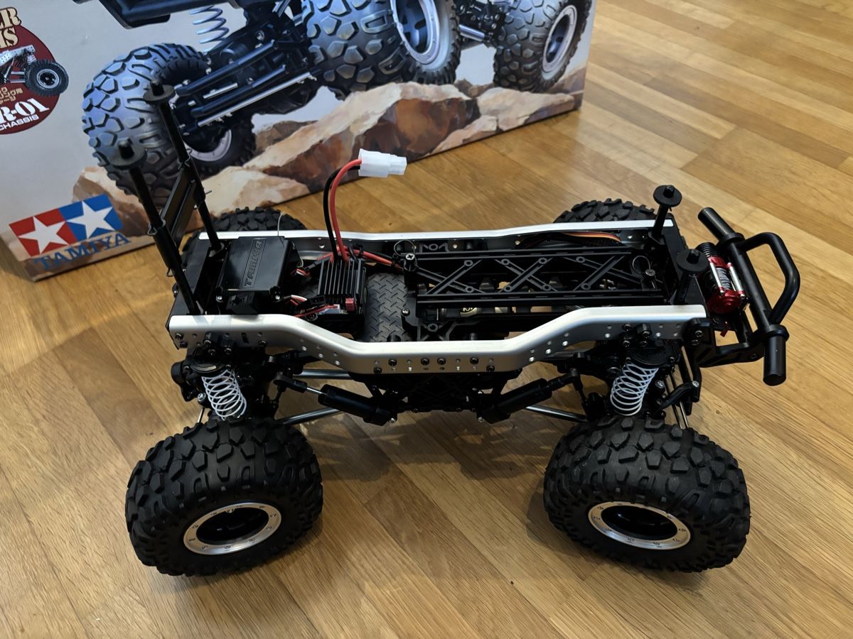 Tamiya Modellismo RC: Tamiya Crawler Land Cruiser 40 / CR-01 Chassis – Nuovo (secondo la descrizione) da Bad Zurzach venduto da Zahnd2 4