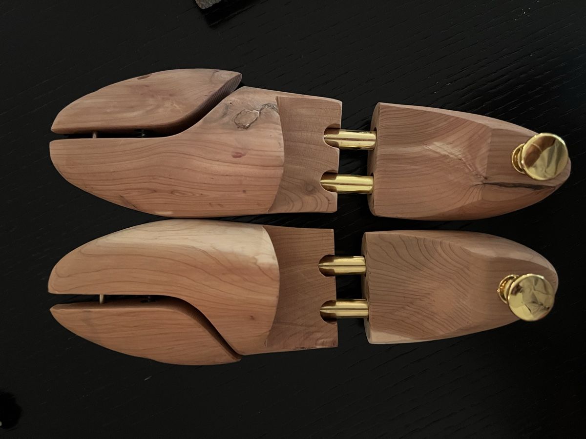Scarpe da uomo: Shoe Tree - Size 42/43  – Nuovo (secondo la descrizione) da Zürich venduto da stt_mm2f
