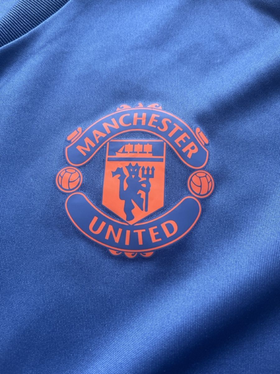 Manchester United Scarpe, pantaloni & magliette da ginnastica: Maillot Manchester United  – Nuovo (secondo la descrizione) da Chambésy venduto da wal_zv2t 1