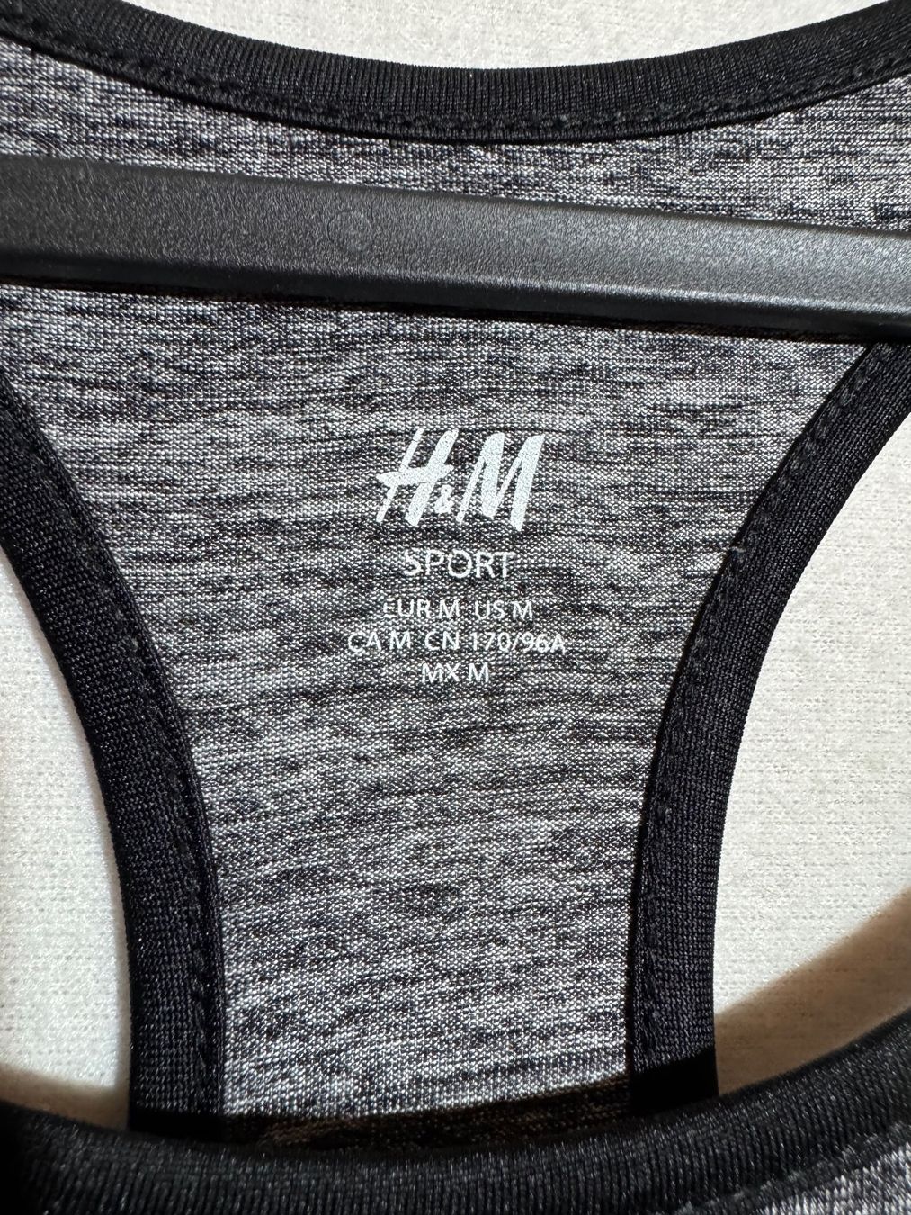 H&M Tops: Graues Tanktop von H&M Gr. M – Gebraucht aus Grosswangen von SALE_SALE_SALE 1