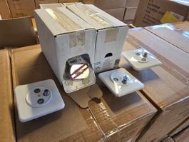 Posten Feller Standart Due UP Antennensteckdosen weis ab 1.-