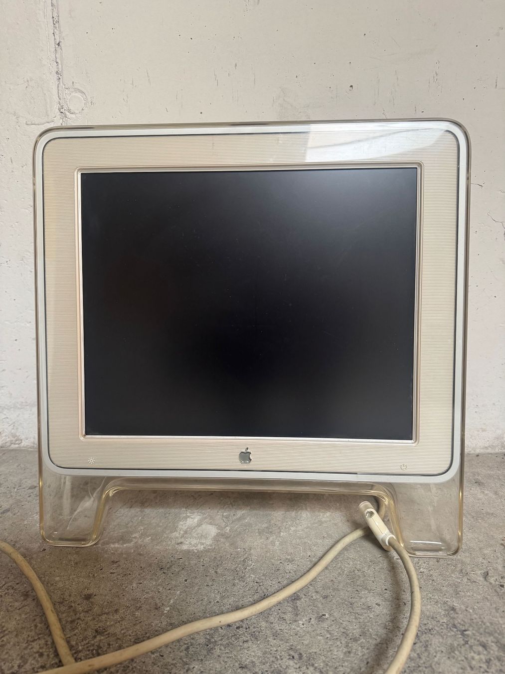 Apple Monitor: Apple Studio Display 17" – Usato da Zürich venduto da hvendelbo 1