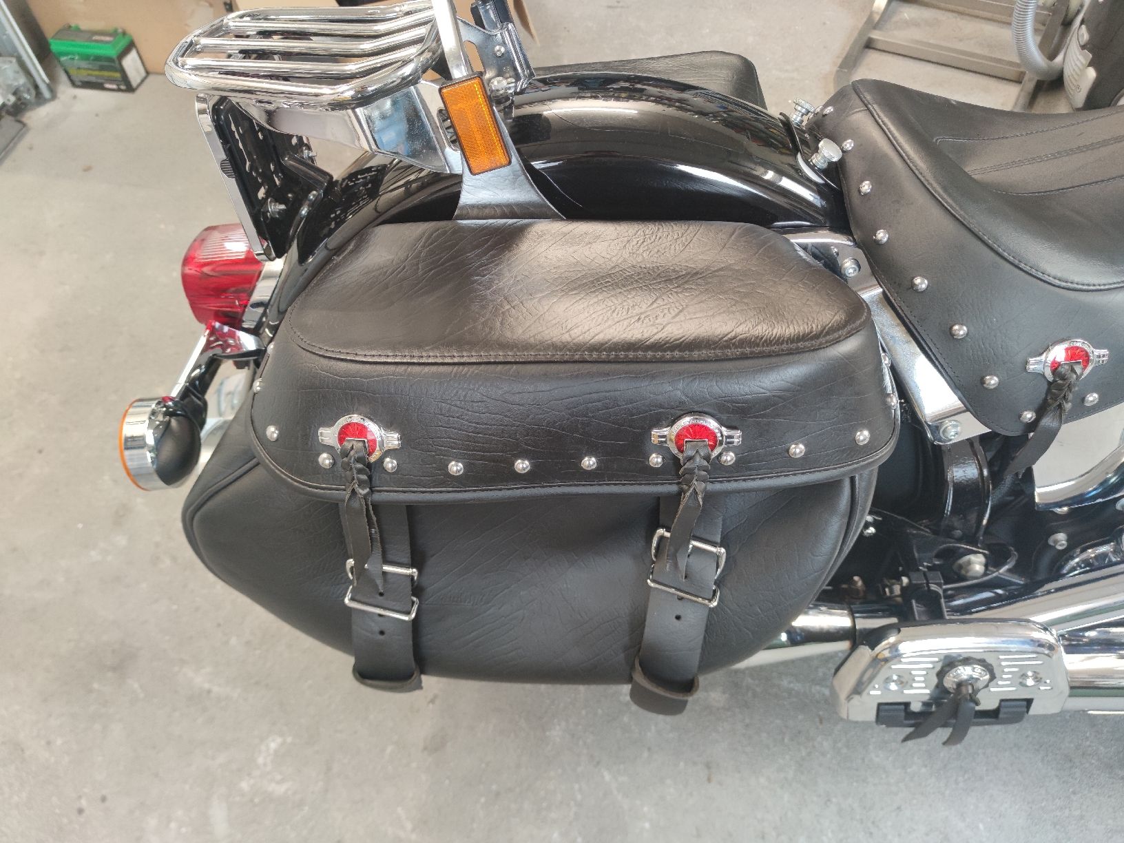 Harley-Davidson Topcase: Satteltaschen Harley Softail – Usato da Benken SG venduto da JoBla_ 4